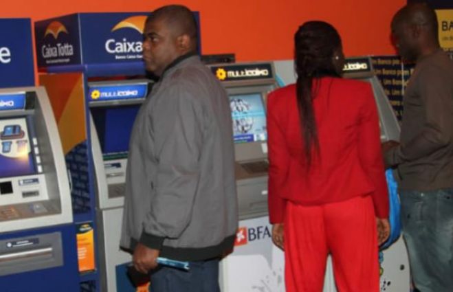 BPC altera limites de carregamentos de cartões Visa Pré-pago