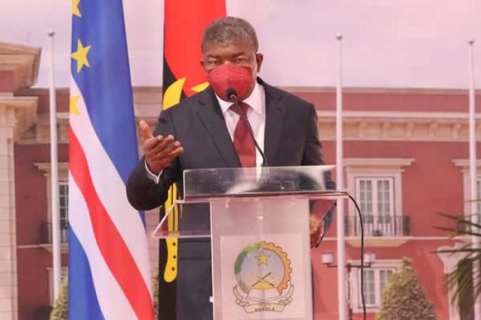 João Lourenço pede investimento estrangeiro na agricultura face à 'provável crise alimentar' mundial