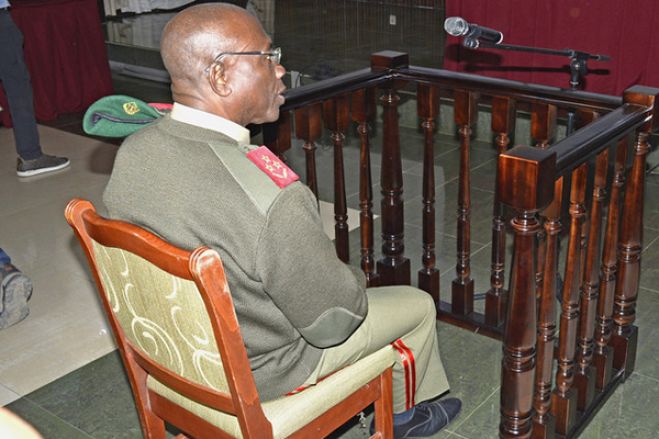 MP pede condenação de general "Zé Maria" por "não acatar ordens de João Lourenço",