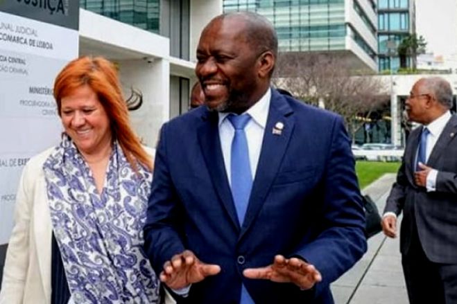 Saída de Leonardo: "É tempo de reformar a Justiça em Angola"