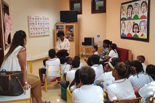 Governo português vai pagar aos professores da Escola Portuguesa de Luanda