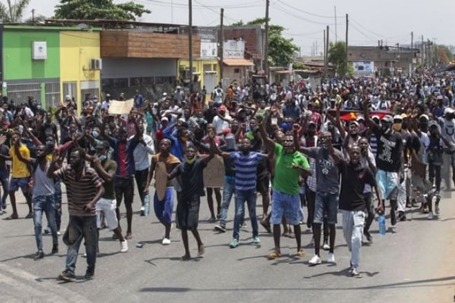 Protestos em Angola mostram "descontentamento crescente" sobre a governação
