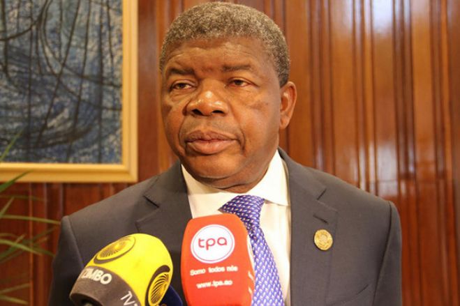 João Lourenço quer concurso público para gestão das fábricas têxteis