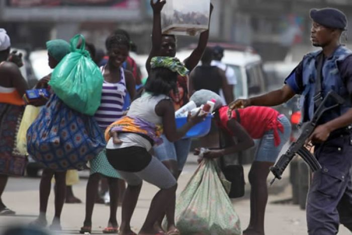 OMA leva campanha de microcrédito às “zungueiras”