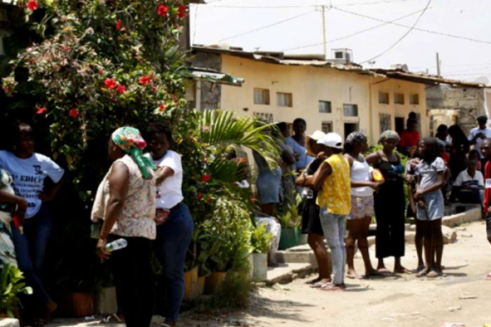 Rua do Rua do Pica-Pau, no Rangel, acordou triste