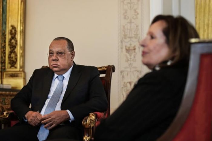 Angola pede ajuda a Portugal para localizar fortunas de ex-governantes