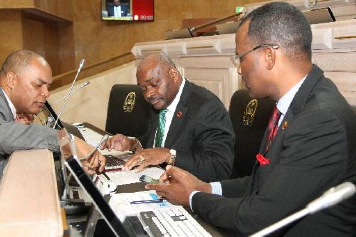 Dívidas ao grupo parlamentar da UNITA estão a travar trabalho dos deputados