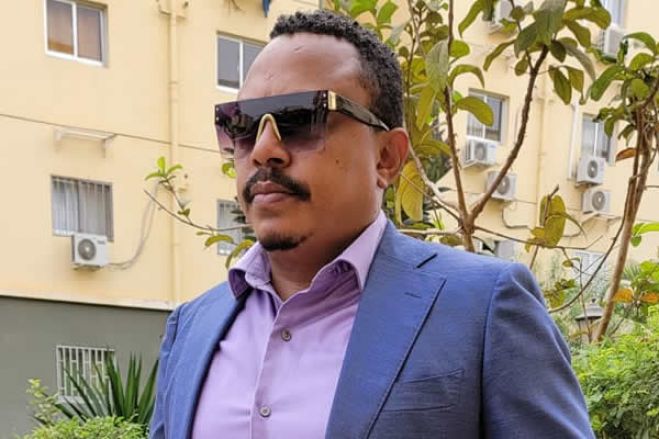 Papéis que falam, comunicados que negam: a novela de Higino Carneiro e a CIA