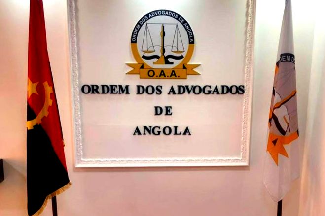 Ex-líderes da Ordem dos Advogados de Angola consideram ilegal atos que travem diálogo nacional