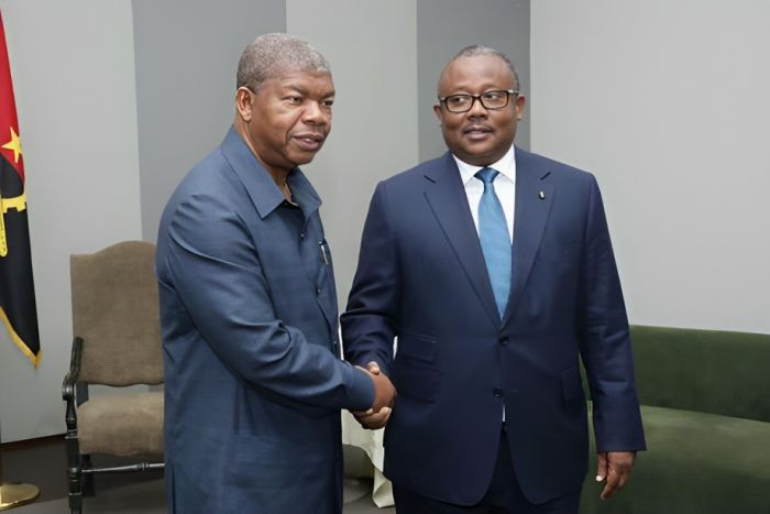 João Lourenço convida homólogo da Guiné-Bissau para conferência "Cultura da Paz"