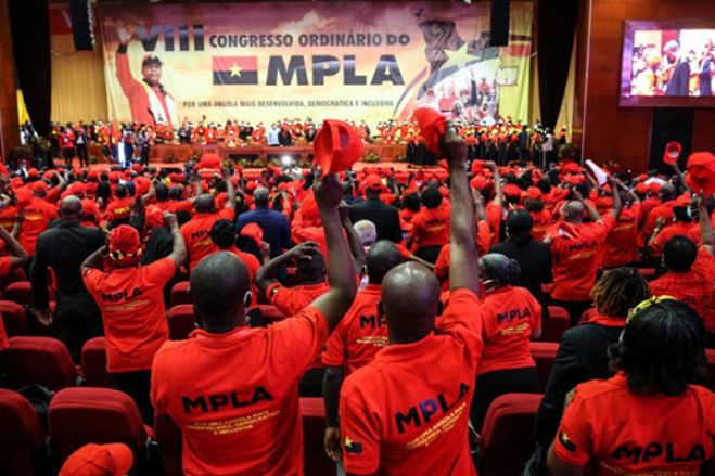 MPLA acusa UNITA de orquestrar uma "estratégia de tomada de poder fora do quadro político institucional vigente".