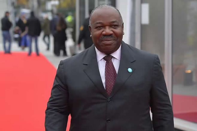 Golpistas anunciam que o Presidente deposto do Gabão "é livre de circular"