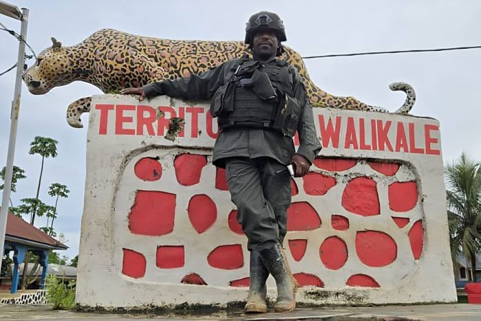 Rebeldes do M23 retiram forças da última cidade congolesa conquistada