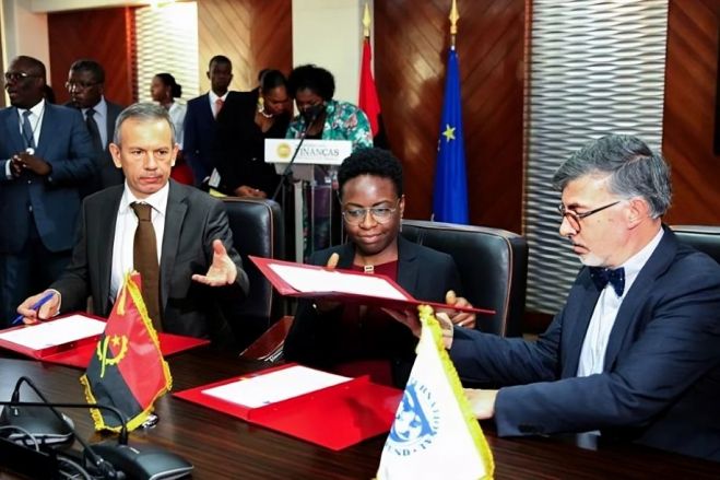 Missão do FMI vê pressões financeiras elevadas e crescimento económico modesto em Angola
