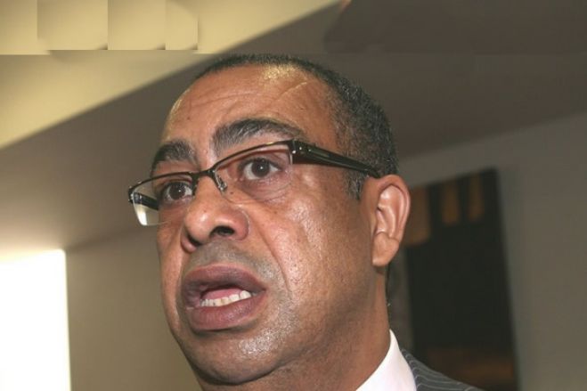 Angola precisa de moratória para quitar dívida pública - Economistas