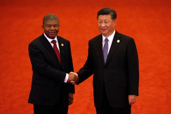 Angola pode perder controlo de ativos estratégicos na renegociação da dívida com a China - Moody's