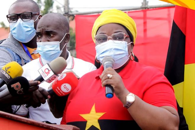 Governedora do Huambo, Lotti Nolika