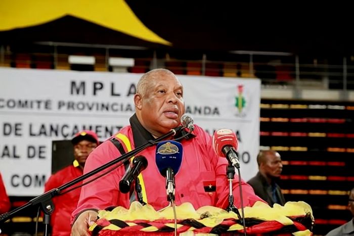 Higino Carneiro confirma interesse em concorrer à liderança do MPLA