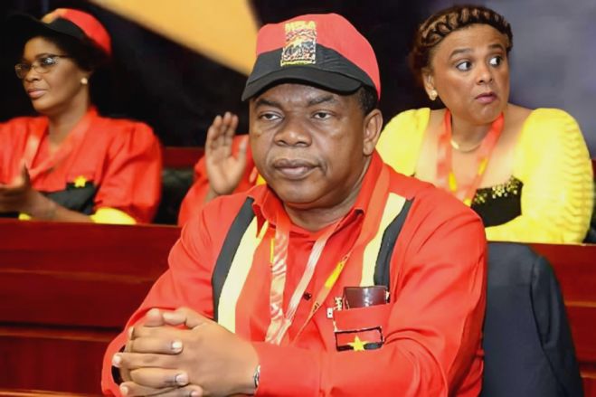 Ajustes nos estatutos do MPLA favorecem João Lourenço?