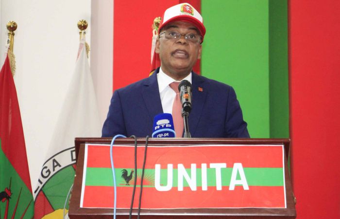 Líder da UNITA pediu aos magistrados para não abandonarem o País perante os escândalos que atravessam a justiça