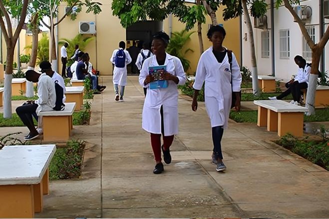 Governo suspende cursos técnicos de enfermagem e análises clínicas durante 5 anos