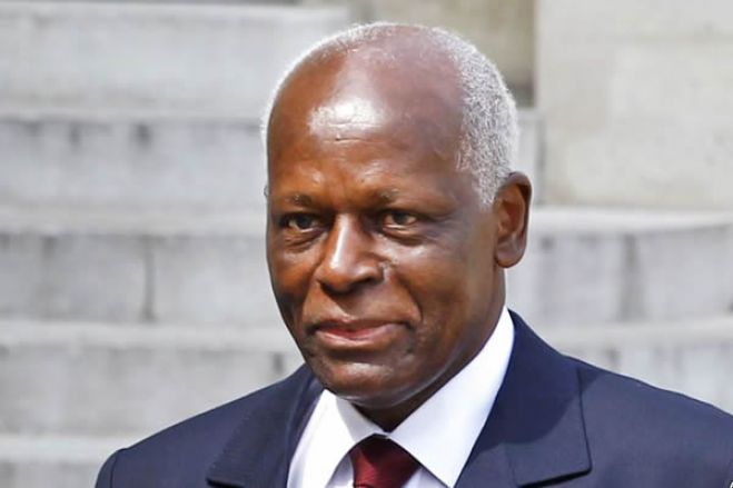 José Eduardo dos Santos esperado em Luanda
