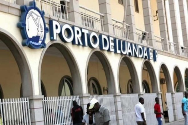 Navio procedente do Brasil com cerca de 500 quilos de cocaína é apreendido no porto de Luanda