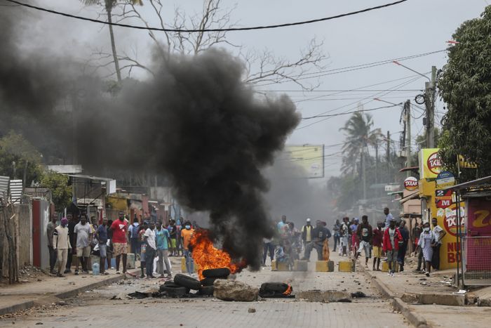 Mortos em manifestações em Moçambique já ultrapassa uma centena