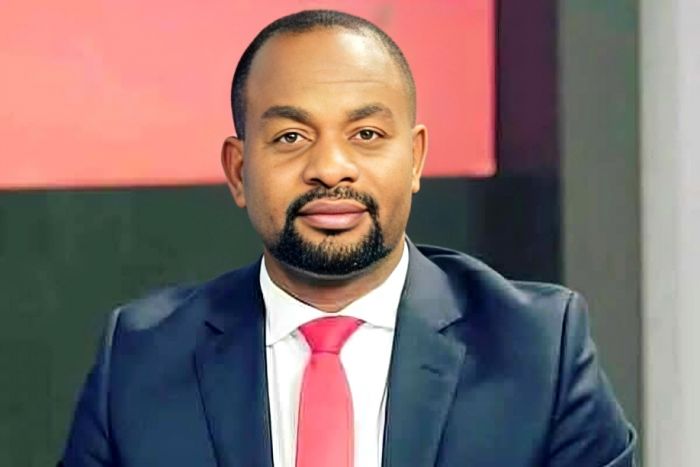 Higino Carneiro parabeniza Nelito Ekuikui pela eleição à vice-presidente juvenil da Internacional Democrata Centrista