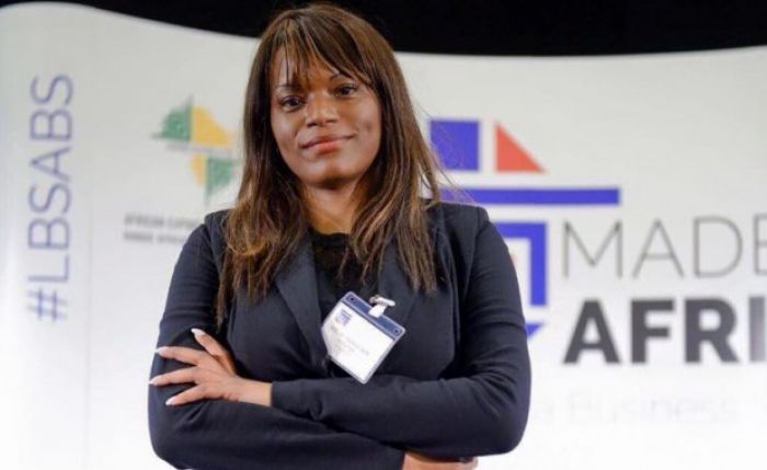 Tchizé acusa a antiga primeira-dama de ter forçado a sua mãe, a sair de Angola