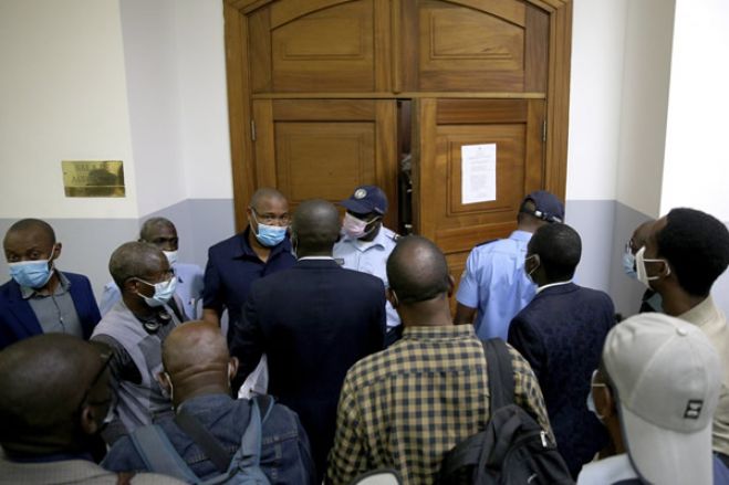 Sindicato dos jornalistas condena impedimento de jornalistas em julgamento de Carlos São Vicente