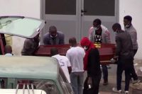 Angolanos continuam a morrer por falta de disciplina e má gestão nos hospitais - UNITA