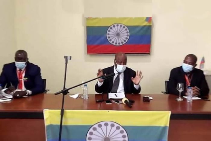 P-NJANGO diz que "falso alarme" sobre extinção é perseguição