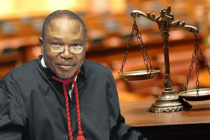 A corrupção em Angola está institucionalizada - Advogado