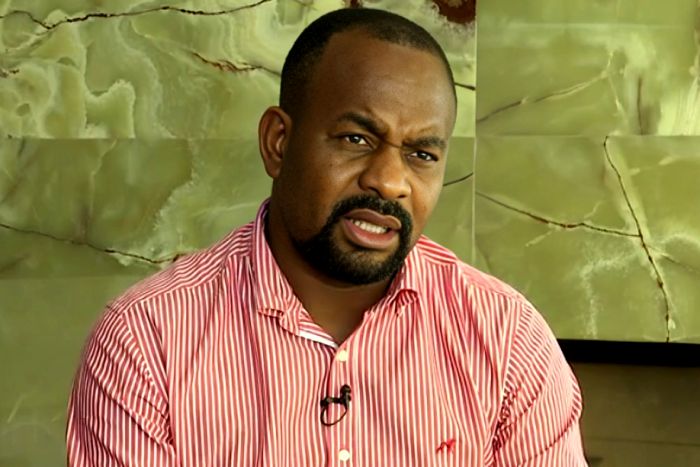 Angola não é uma democracia , mas sim uma autocracia eleitoral diz Nelito Ekuikui