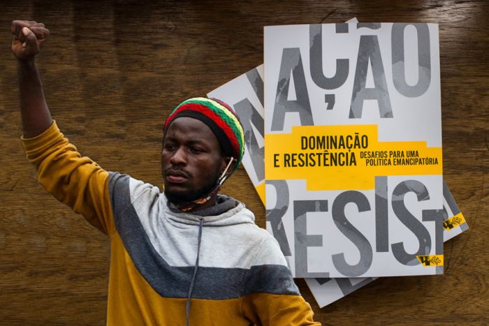 Escritor brasileiro Ozias Filho defende que a literatura é ato político e de resistência