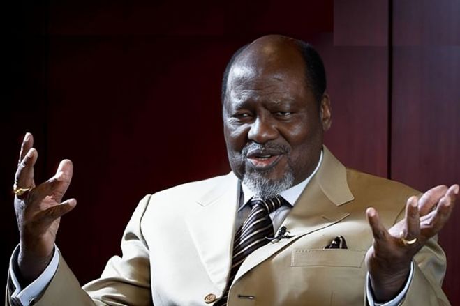 Ex-PR Chissano reconhece que há "muitas coisas que não estão bem" em Moçambique