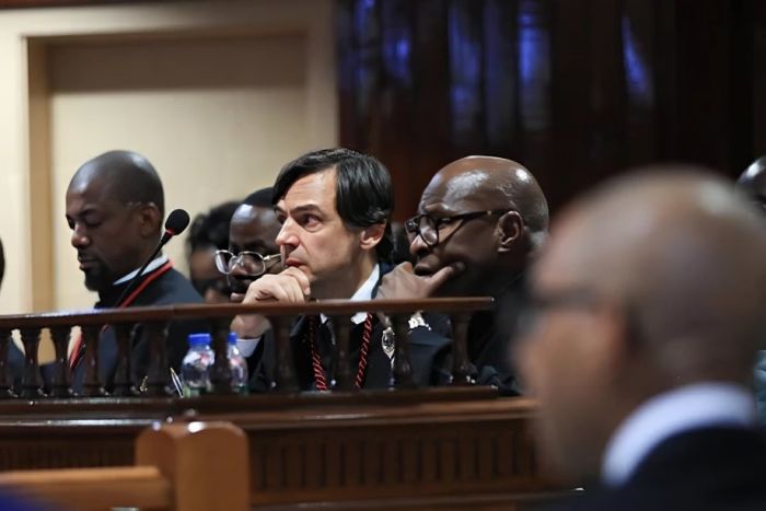 Julgamento dos generais Dino e Kopelipa retomado na terça-feira