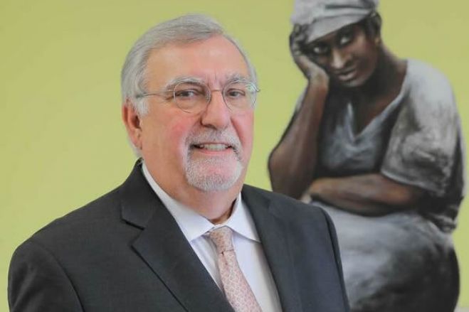 Luanda Leaks é uma "bomba atómica" que pode afetar relações entre Portugal e Angola