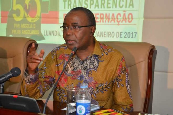 Marcolino Moco acusa João Lourenço de forçar militantes do partido para candidatura única por sua indicação