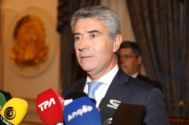 PS alerta sobre incompreensão em Angola face a alterações à lei da nacionalidade