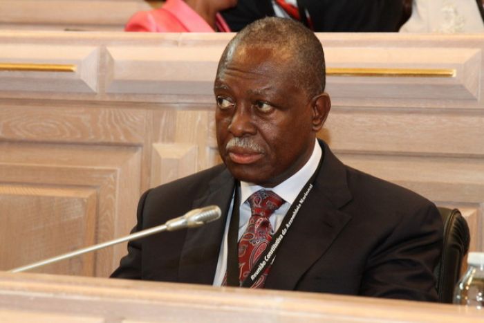 PGR diz que continua a analisar processo que envolve Manuel Vicente