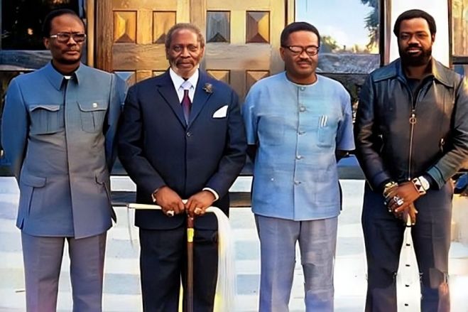 Signatários dos Acordos de Alvor serão condecorados no dia 6 de Novembro