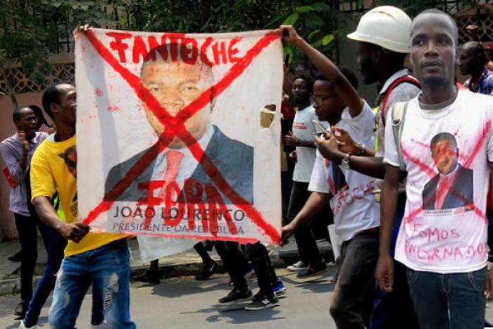 Aumentam protestos silenciosos contra João Lourenço