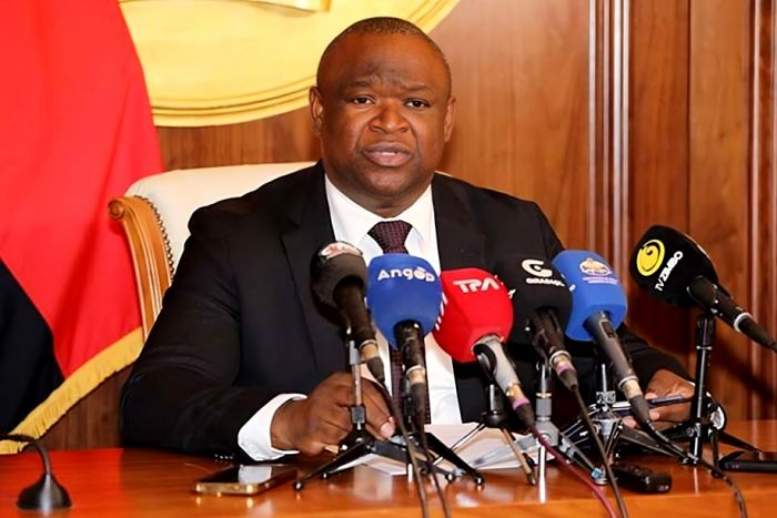 Ministro do Interior promete firmeza contra quem “tentar mergulhar o país no caos”.