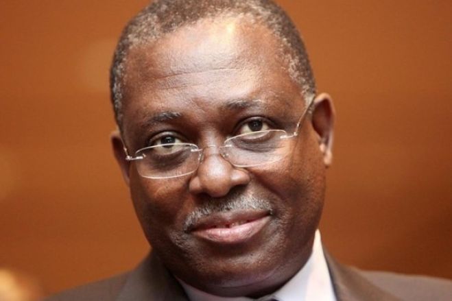 Caso de corrupção 'Manuel Vicente' não avança na justiça angolana