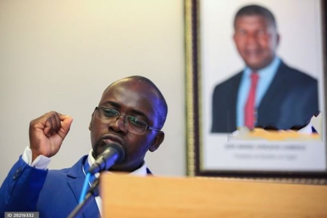 Líder de novo partido angolano considera "seletivo e ineficaz" combate à corrupção