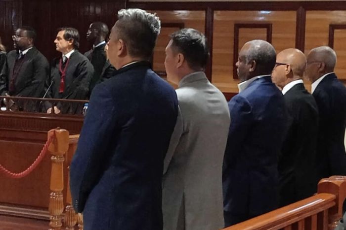 Ministério Público pede hoje a condenação dos generais Kopelipa e Dino