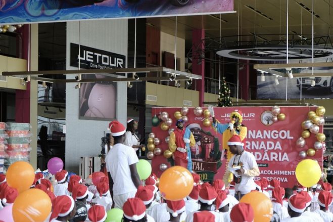 Jetour Angola Celebra Natal Solidário com Crianças do Centro Luther Rescova