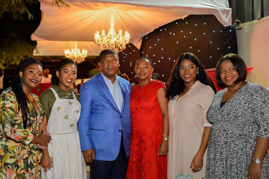 A nomeação da filha na administração da BODIVA fragiliza João Lourenço